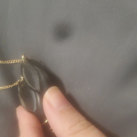 Shell earrings - Picture 2 of 4